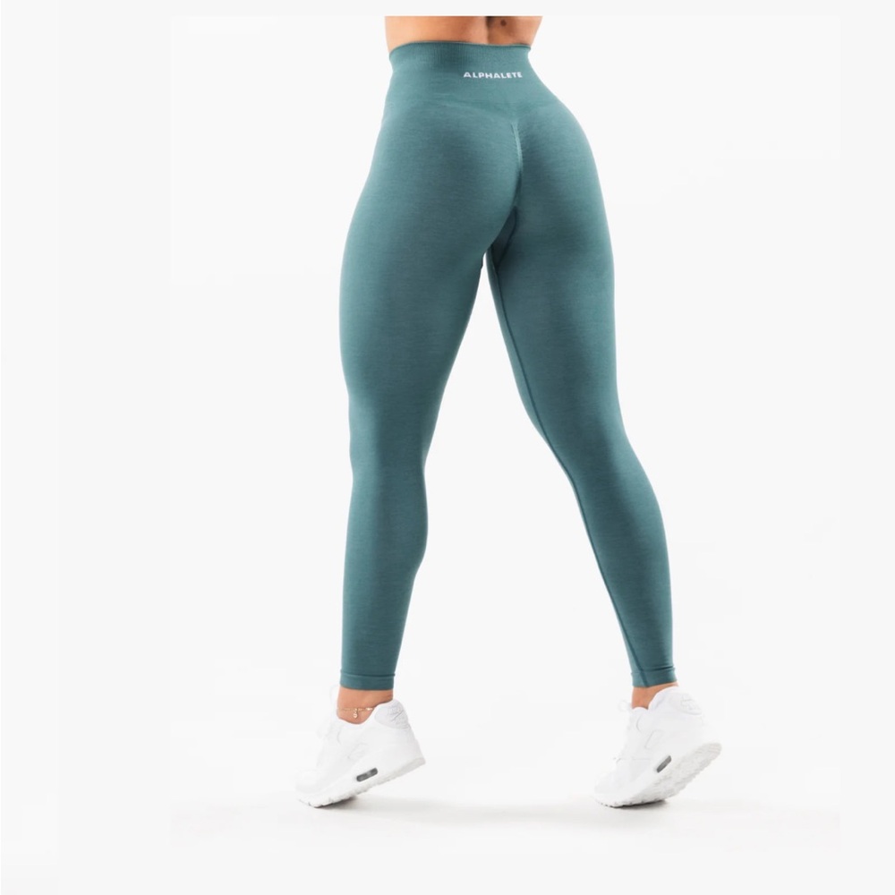 Alphalete Amplify Leggings